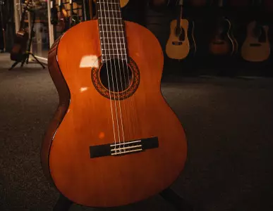 گیتار کلاسیک چیست